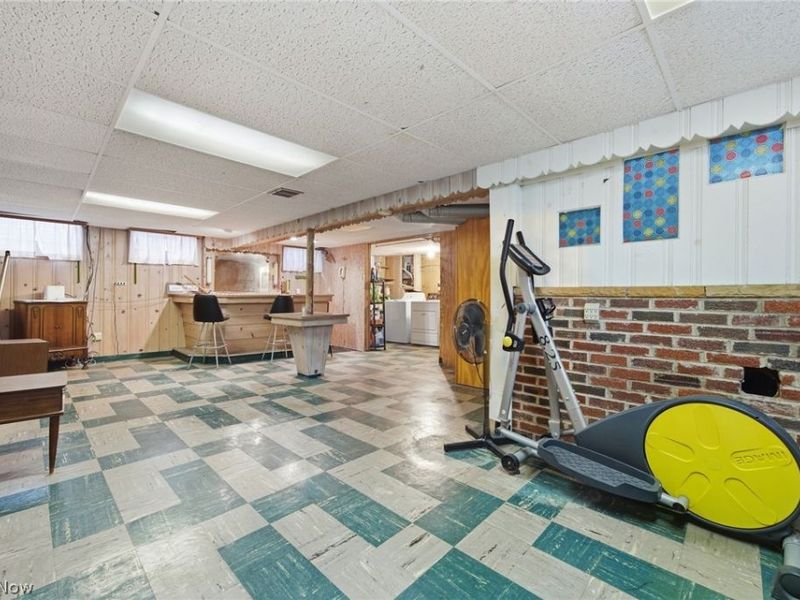 8608 Morton Avenue, Brooklyn, OH 44144 Photo 27