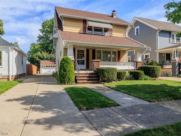 8028 Dresden Avenue , Parma, OH 44129