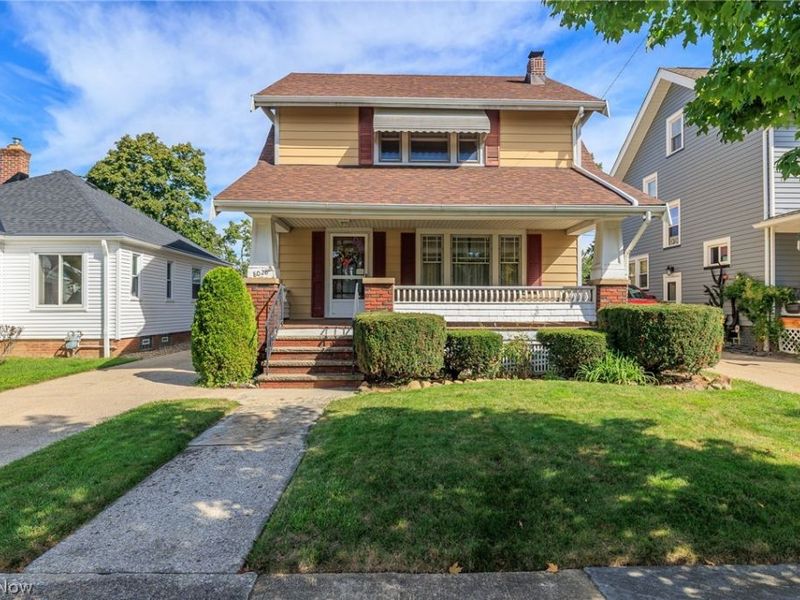 8028 Dresden Avenue, Parma, OH 44129 Photo 2