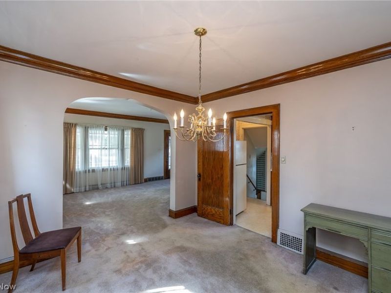 8028 Dresden Avenue, Parma, OH 44129 Photo 7