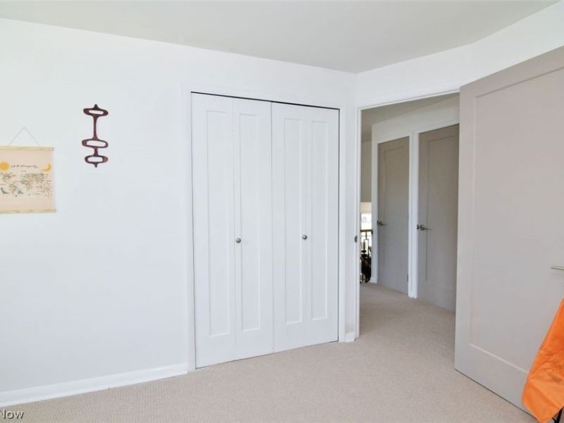 6413 Longridge Road, Mayfield Heights, OH 44124 Photo 36