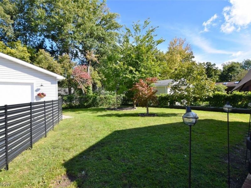 6413 Longridge Road, Mayfield Heights, OH 44124 Photo 42