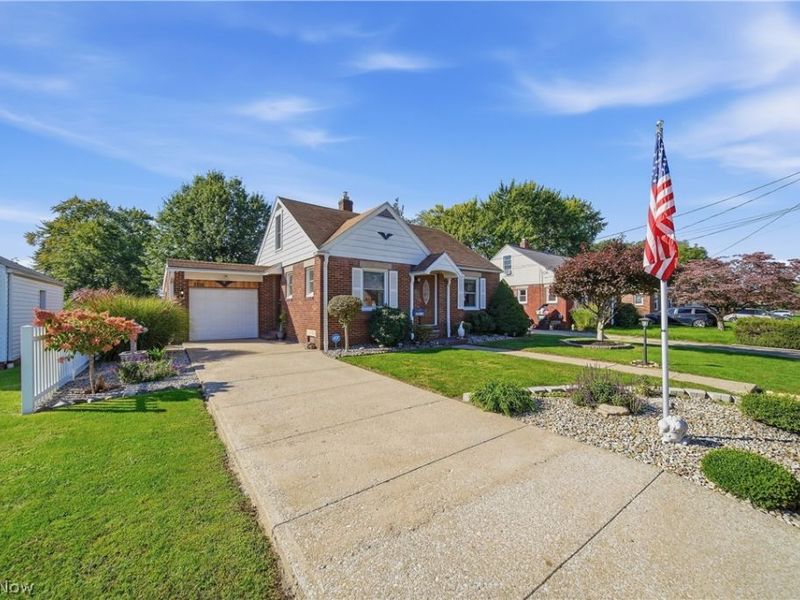 2816 14th Street NW, Canton, OH 44708 Photo 2