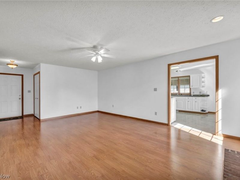 441 Pemberton Drive, Elyria, OH 44035 Photo 17