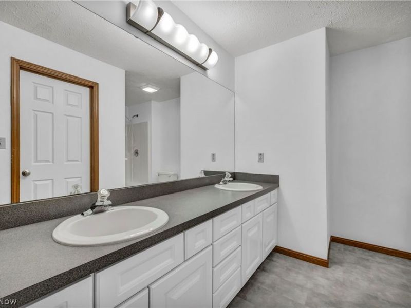 441 Pemberton Drive, Elyria, OH 44035 Photo 20