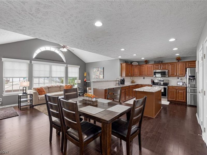 3228 Burnham Drive, Brunswick, OH 44212 Photo 6