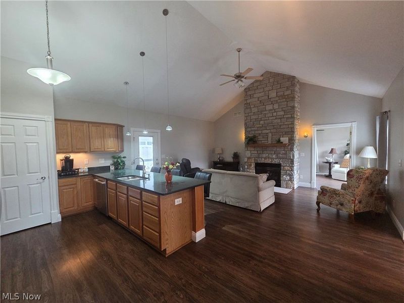 3235 Elizabeth Drive, Unit 24, Perry, OH 44081 Photo 3