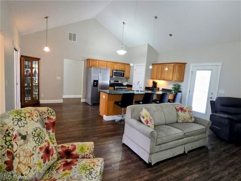 3235 Elizabeth Drive, Unit 24, Perry, OH 44081 Photo 4