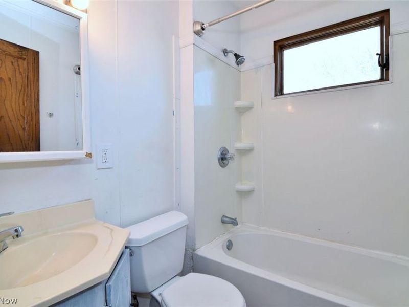 4409 Alpha Avenue, Newburgh Heights, OH 44105 Photo 39