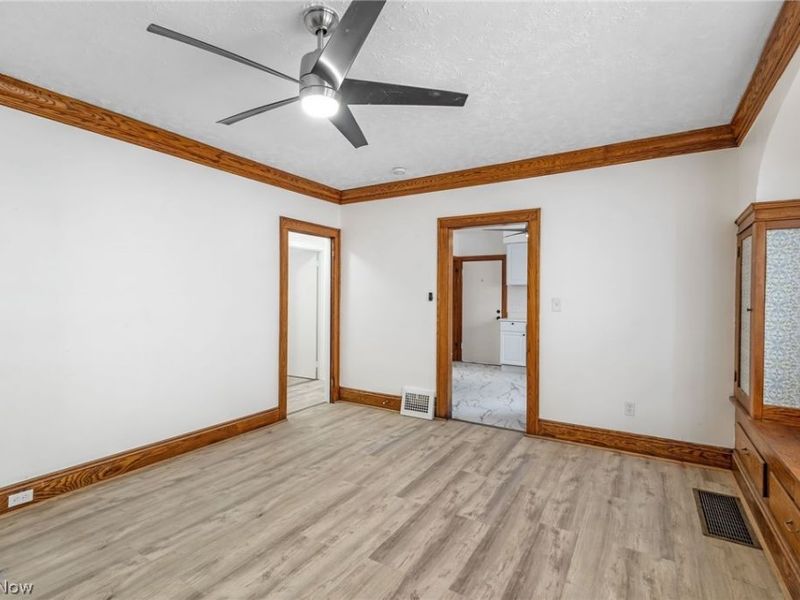 2126 Chesterland Avenue, Lakewood, OH 44107 Photo 6
