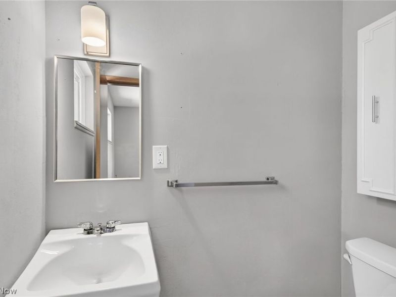 938 E 216th Street, Euclid, OH 44119 Photo 19
