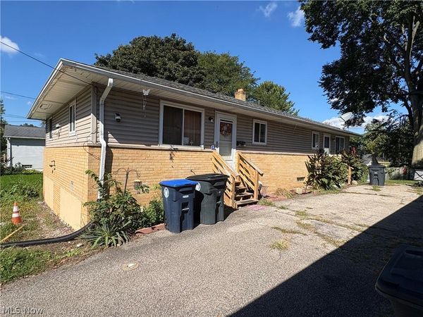 1261-1263 Anna Avenue , Akron, OH 44314