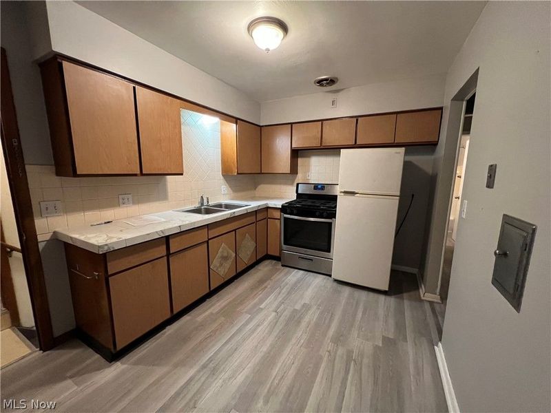 1261-1263 Anna Avenue, Akron, OH 44314 Photo 15