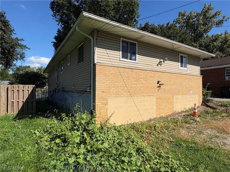 1261-1263 Anna Avenue, Akron, OH 44314 Photo 5