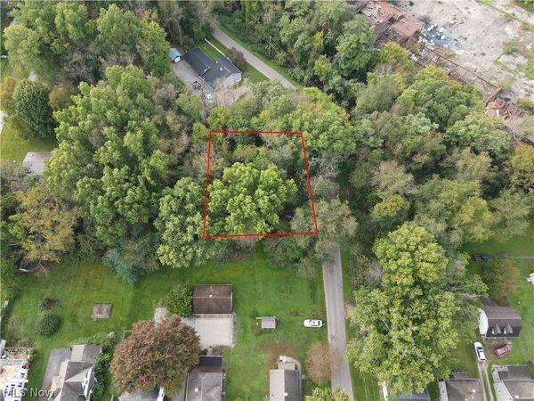 Euclid Street E, Salem, OH 44460