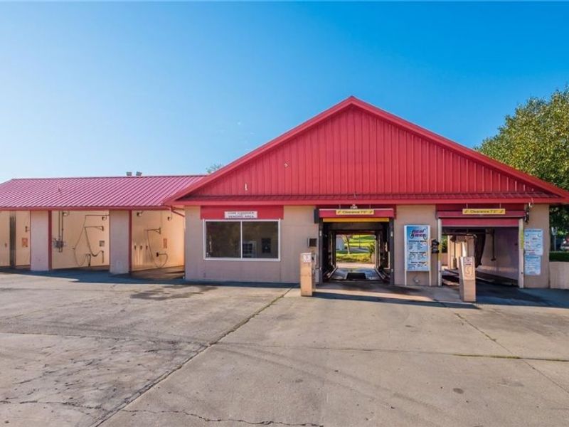 81 W Dave Longaberger Avenue, Dresden, OH 43821 Photo 18