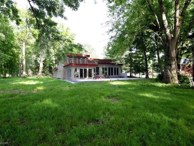 Timberlake, OH 44095 Photo 16