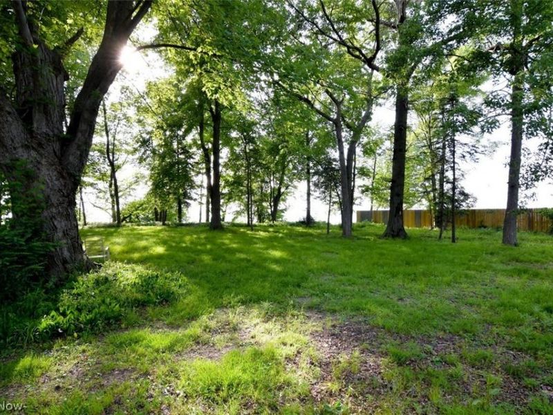 Timberlake, OH 44095 Photo 22