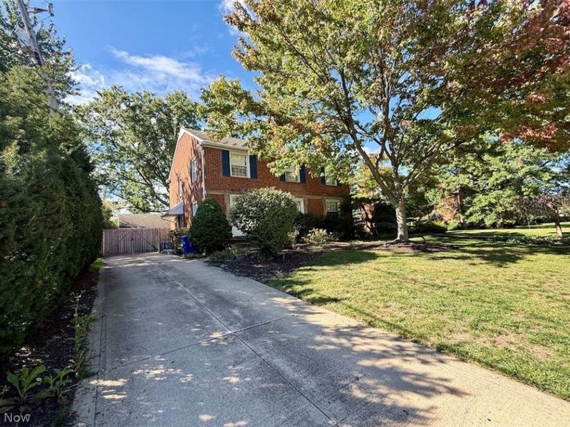 2446 Loyola Road, University Heights, OH 44118 Photo 26