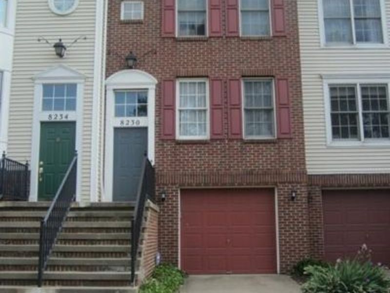 8230 Chester Pkwy Parkway, Cleveland, OH 44103 Photo 1