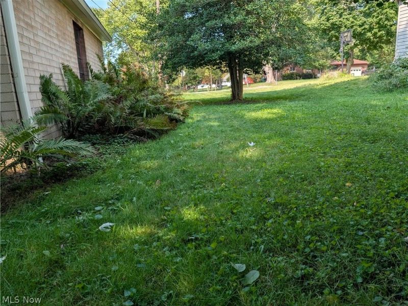647 Longmere Drive, Kent, OH 44240 Photo 16