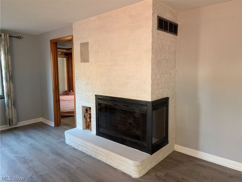 647 Longmere Drive, Kent, OH 44240 Photo 6