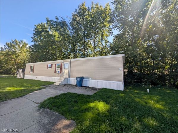 230 Golfway Trail , Unit 80, Elyria, OH 44035