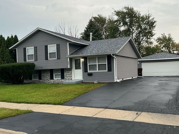 4603 S Churchill Drive , Richton Park, IL 60471