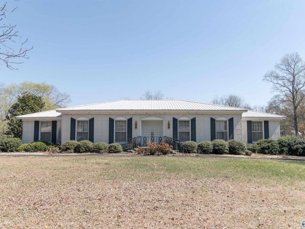 181 S Justice Street, Crossville, AL 35962