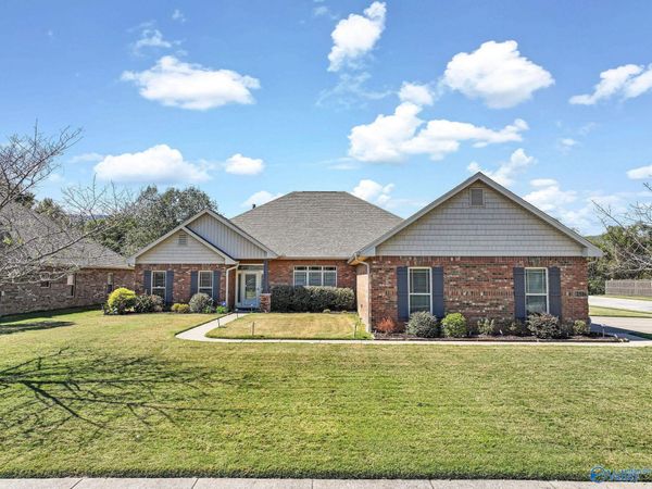 2516 Caldwell Park Court, Owens Cross Roads, AL 35763