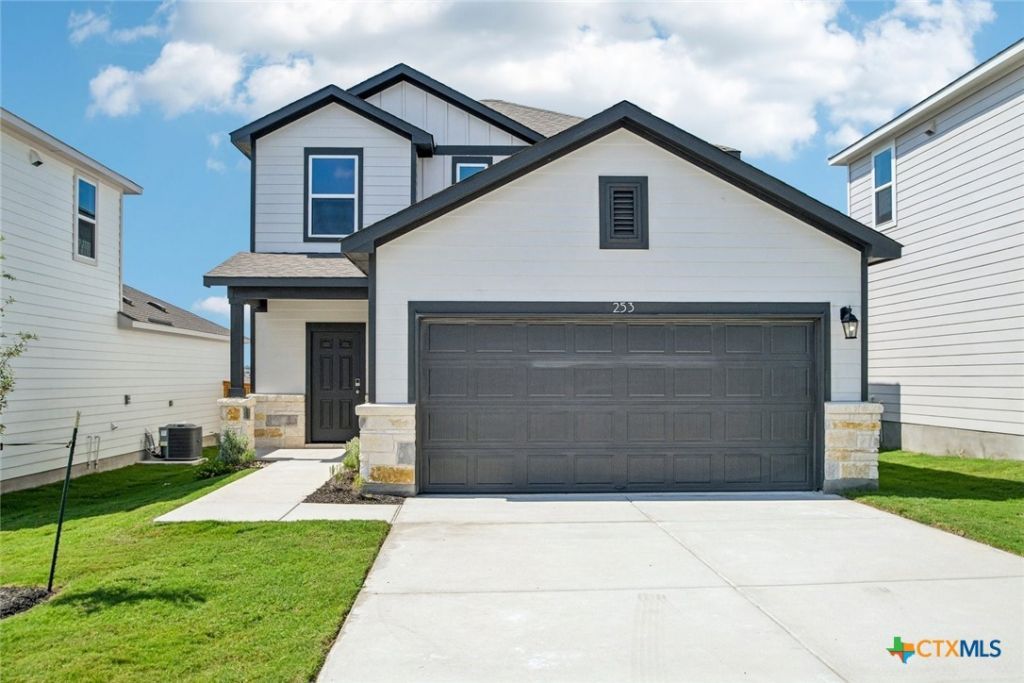 253 Firefox Way , Jarrell, TX 76537 Main Photo