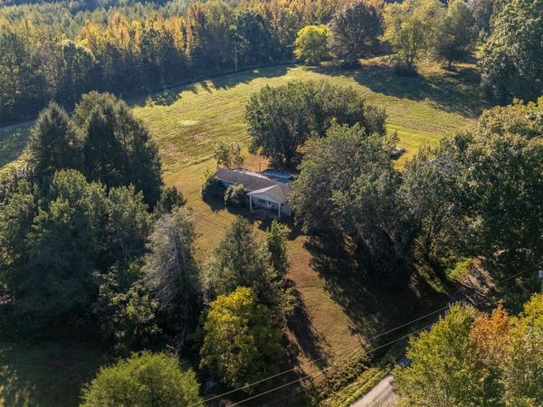 9 Gowen Rd , Leoma, TN 38468