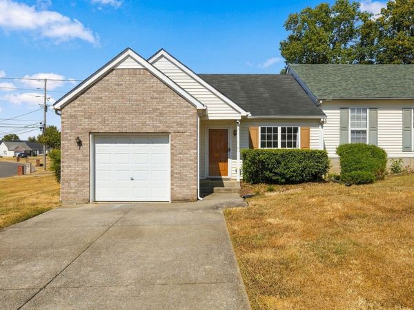 618 Dellwood Dr , Smyrna, TN 37167