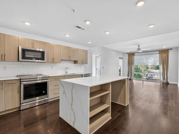 3116 W End Cir , Unit 110, Nashville, TN 37203