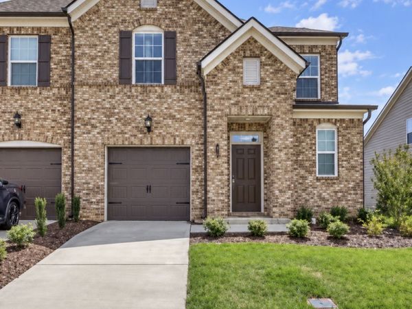 313 Cheval Dr, Gallatin, TN 37066
