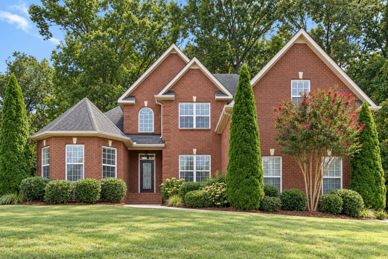 135 Ridgebend Dr , Murfreesboro, TN 37128 Main Photo