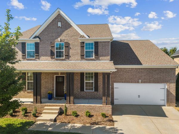 2013 Devonwood Ln, Thompsons Station, TN 37179
