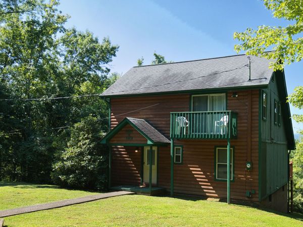 3734 Warden Branch Ln , Gatlinburg, TN 37738