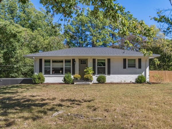 145 Elizabeth St , Ashland City, TN 37015