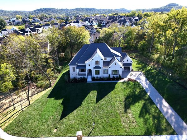 9906 Amarosa Court , Brentwood, TN 37027