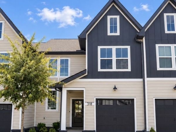 318 Panther Dr, Murfreesboro, TN 37127
