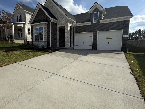705 Delta Circle , Mount Juliet, TN 37122
