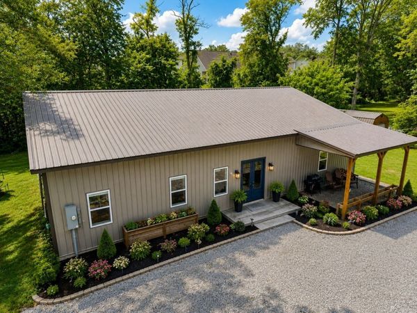 176 S Palmers Chapel Rd , White House, TN 37188