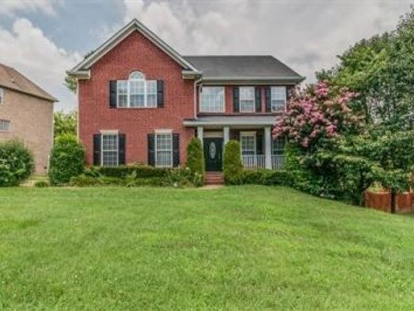 1465 Red Oak Dr , Brentwood, TN 37027