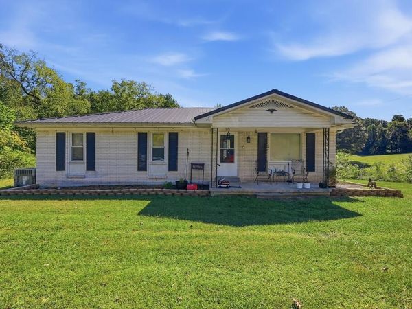 975 Allens Chapel Rd, Hilham, TN 38568