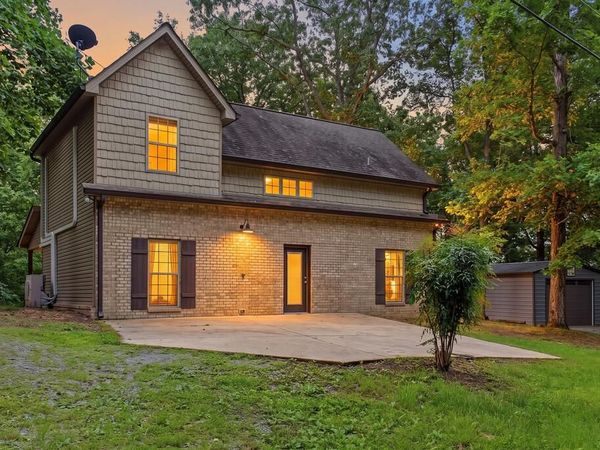 251 Oak Dr, Smithville, TN 37166
