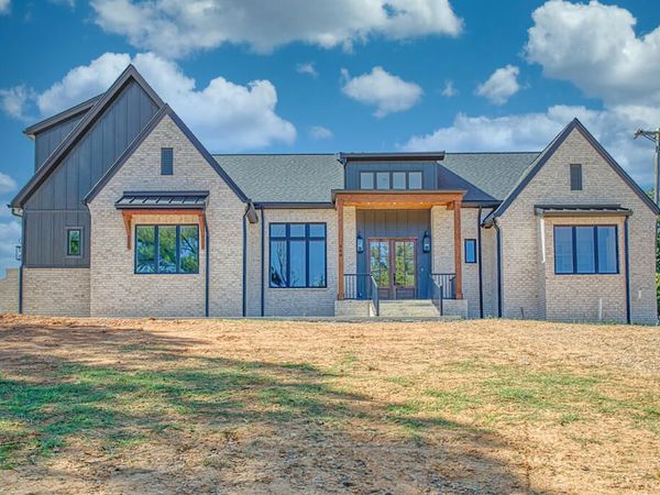 640 12th, Cookeville, TN 38501