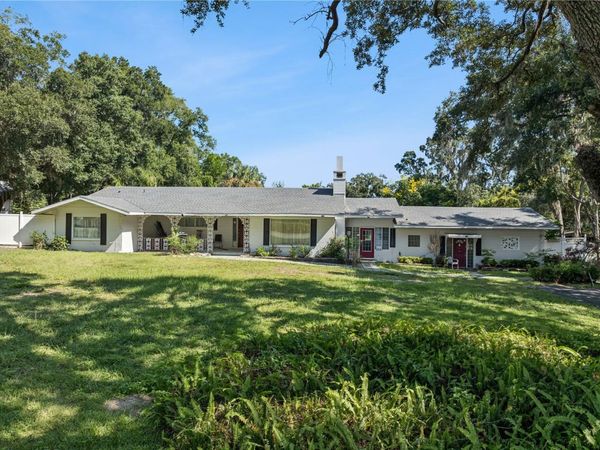 1505 E CROOKED LAKE DRIVE , EUSTIS, FL 32726