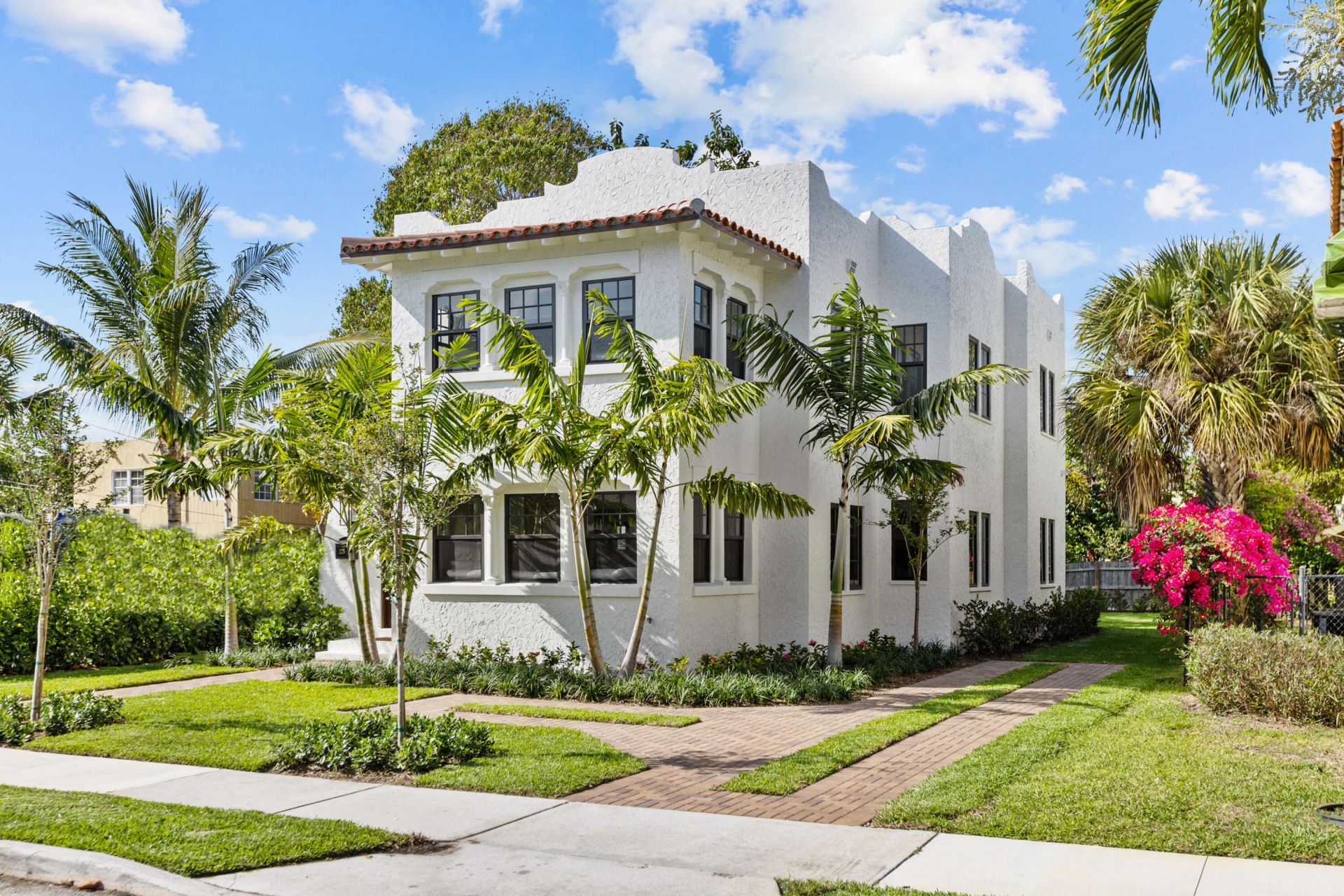 237/225 Monroe Drive, West Palm Beach, FL 33405 Photo