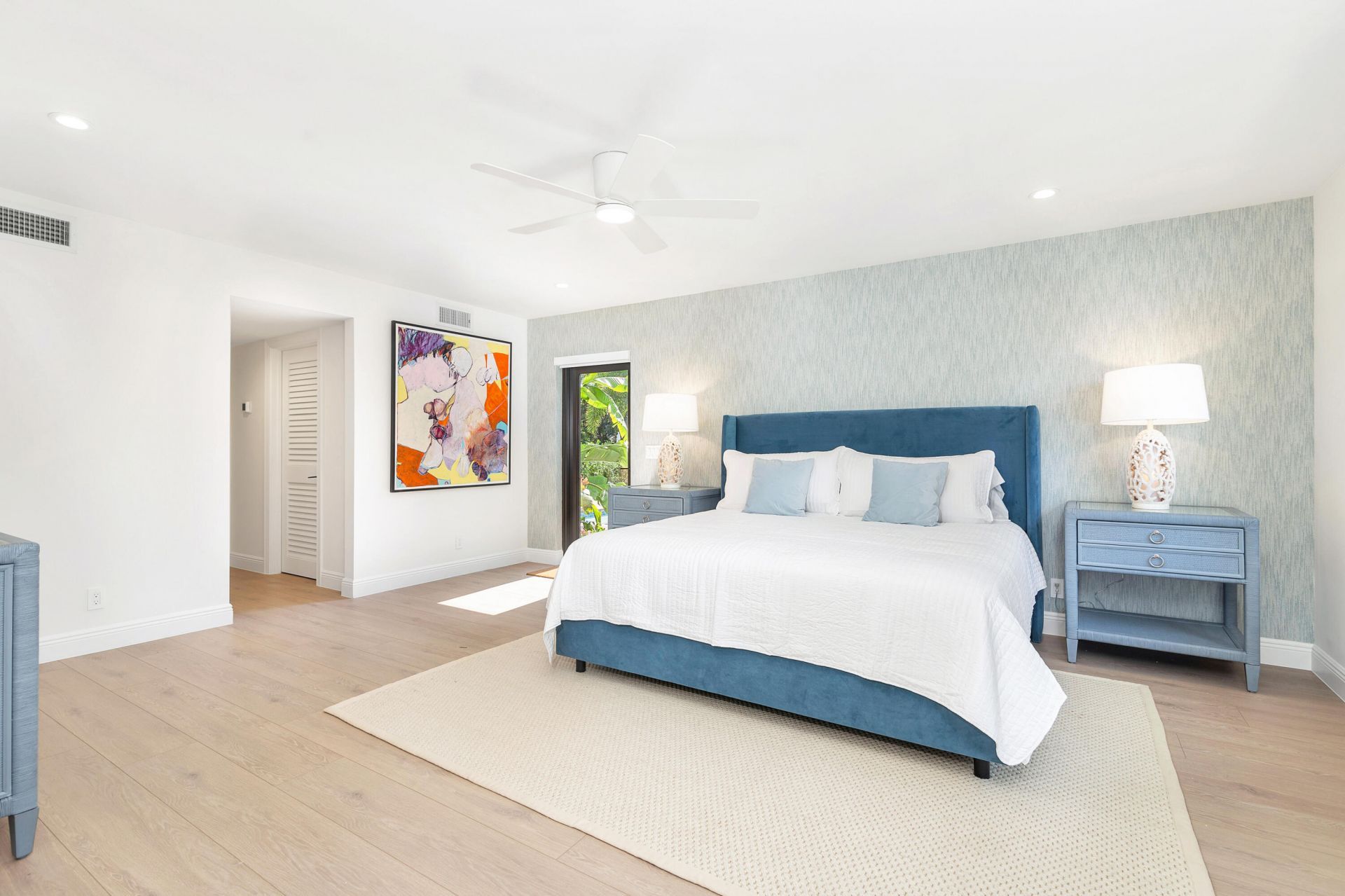 237/225 Monroe Drive, West Palm Beach, FL 33405 Photo